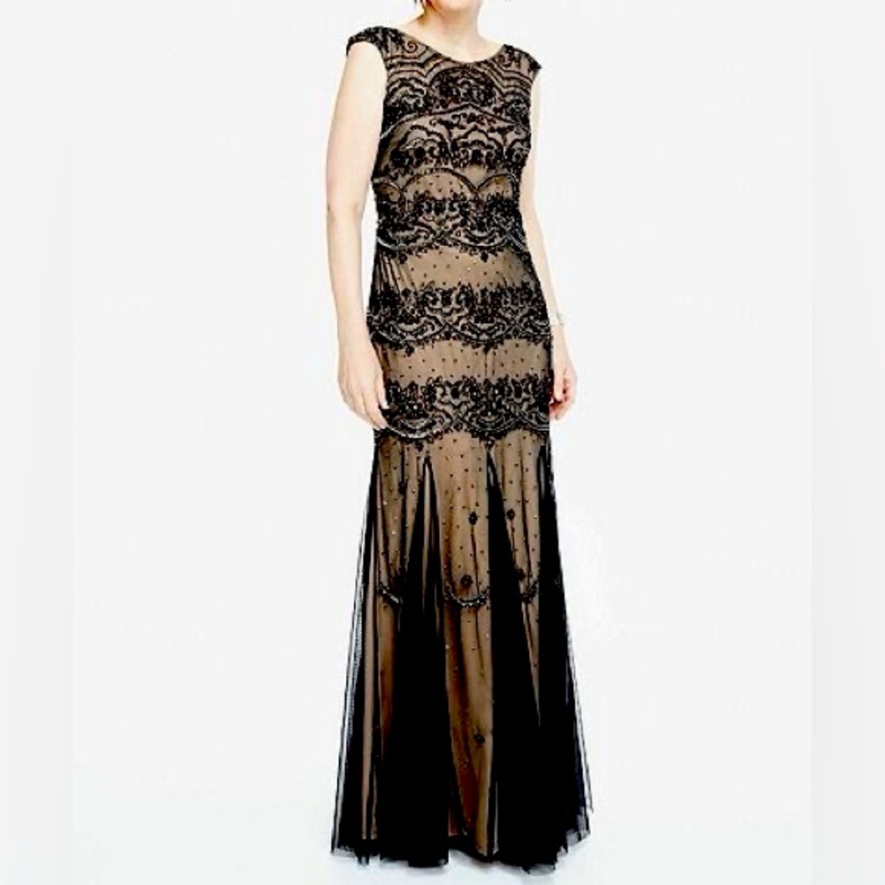Adrianna Papell Black and Tan Dress. Mother of the bride, Prom, Elegant Party